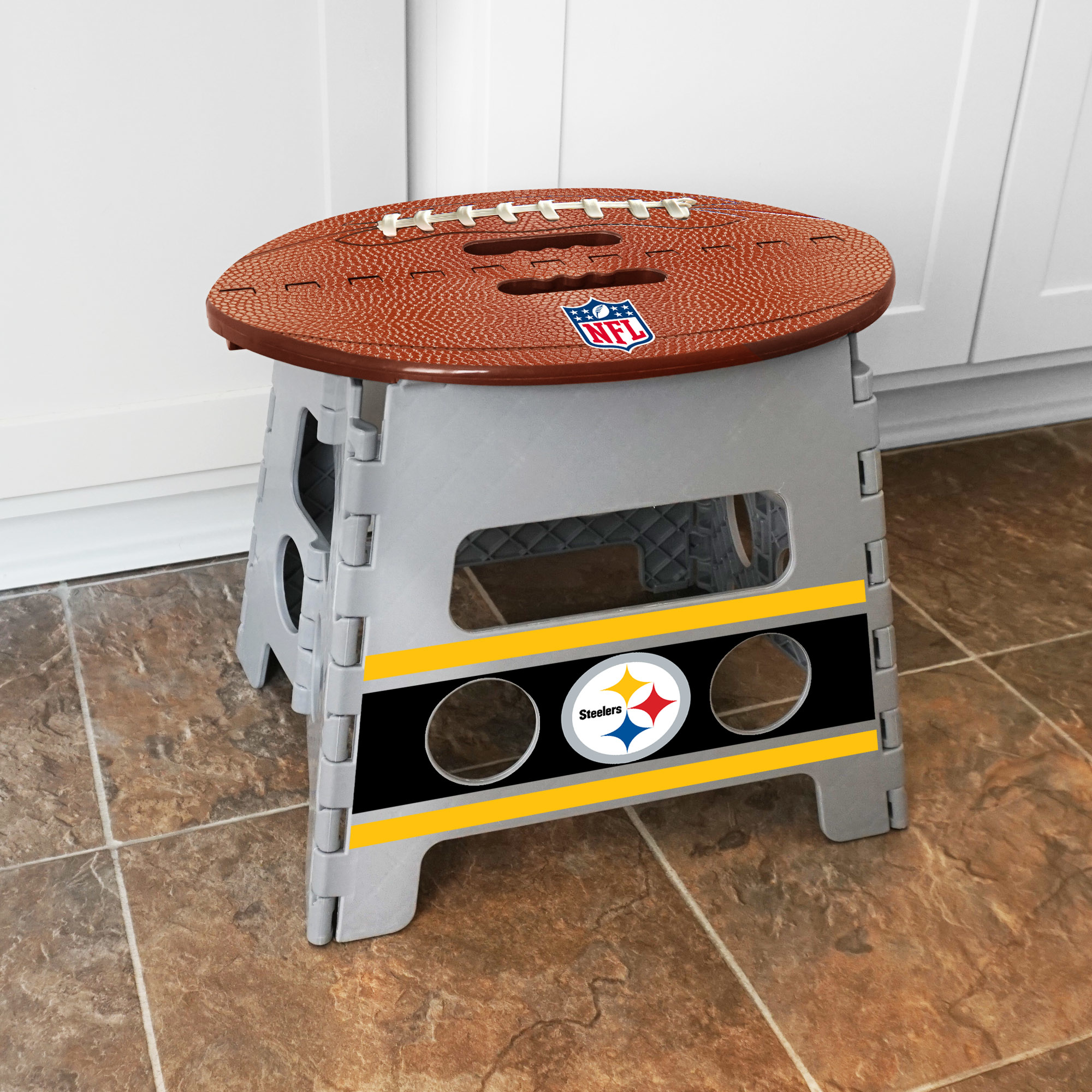 NFL - Pittsburgh Steelers Folding Step Stool