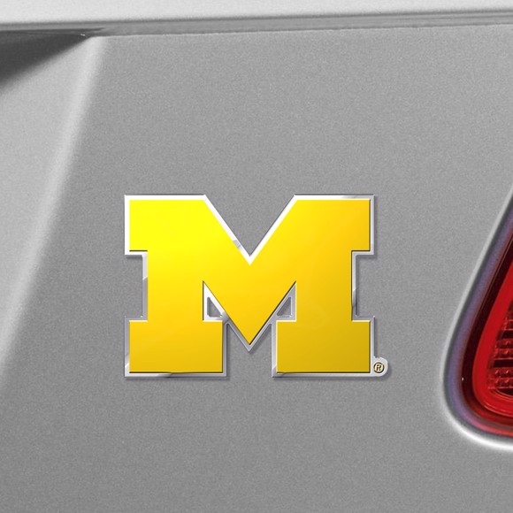 Picture of Michigan Wolverines Embossed Color Emblem