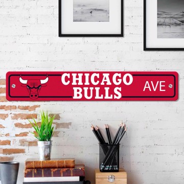 Picture of Chicago Bulls Team Color Street Sign Décor 4in. X 24in. Lightweight
