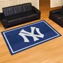 Picture of New York Yankees 5ft. x 8 ft. Plush Area Rug - Retro Collection